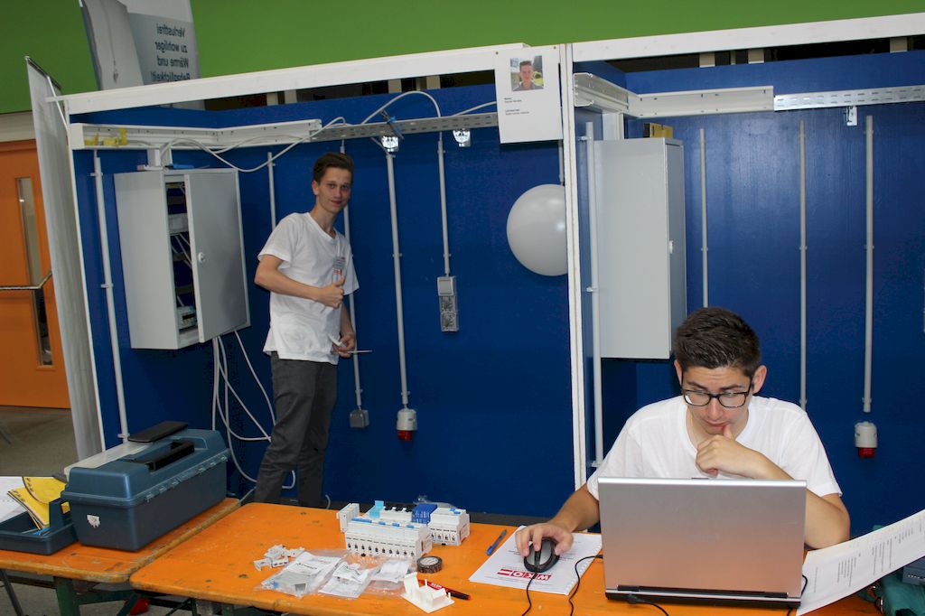 tekmovanje elektroinstalaterjev Celovec 2016